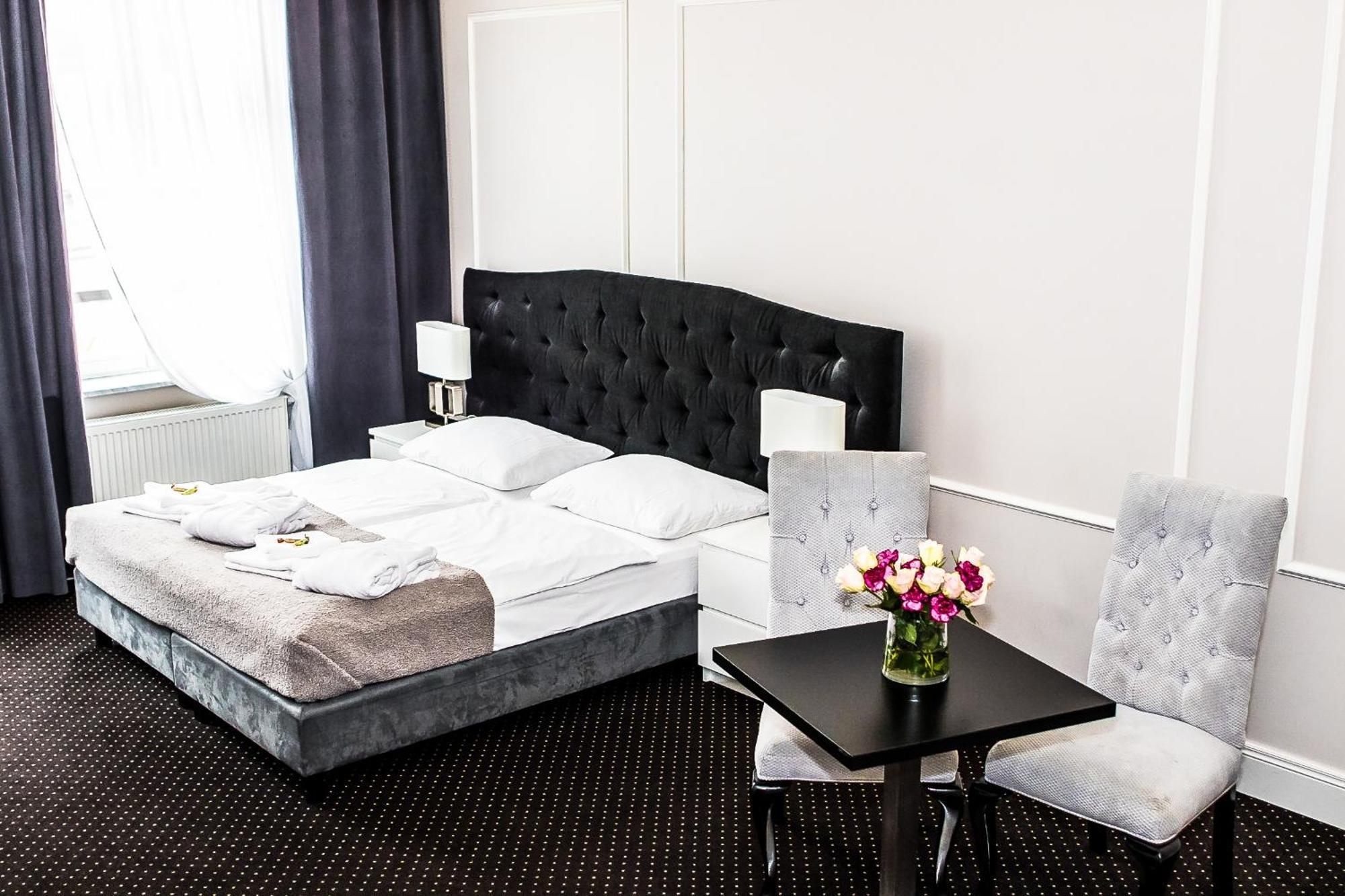 Aparthotel Platinum Apartamenty Inowroclaw Exterior photo